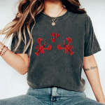 Pupiloves Lobsters In Love Embroidered T-shirt